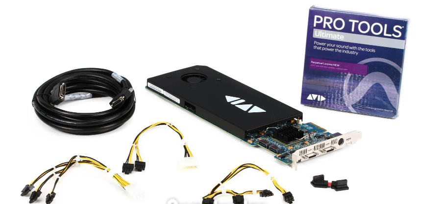 Tarjeta de procesamiento PCIe Avid Pro Tools | HDX CORE: software Pro Tools Ultimate incluido