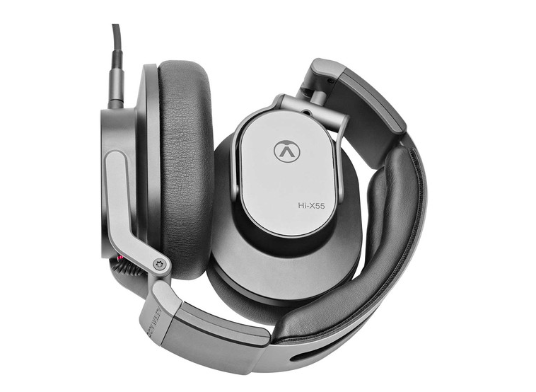 Audífonos profesionales Austrian Audio Hi-X55 con diseño cerrado 