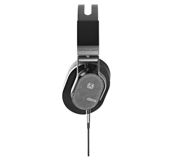Audífonos profesionales Austrian Audio Hi-X65 con diseño abierto 