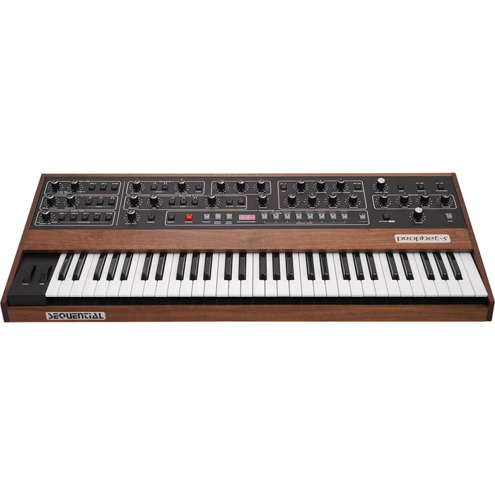 Sintetizador Sequential Prophet-5 analógico polifônico